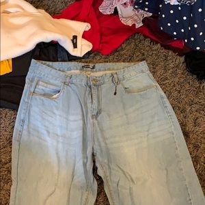 Mom jeans , wide leg